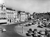 Le Mans place de la Rpublique dans les annes 50